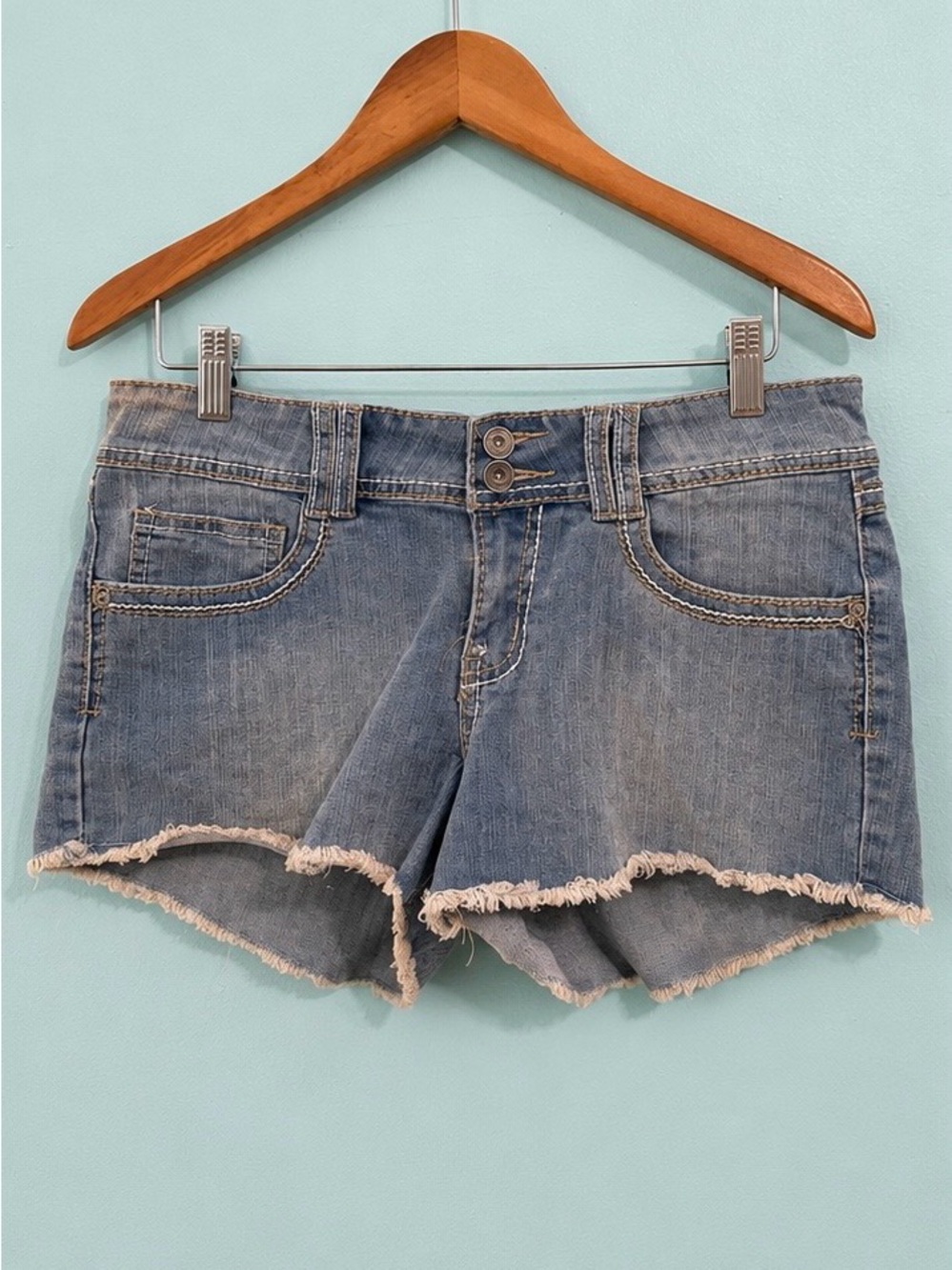 Red Rivet Light Blue Frayed Hem Denim Shorts